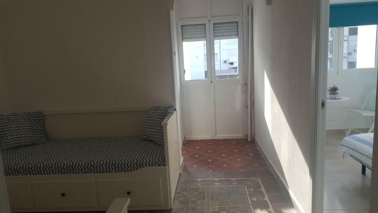 Oyo Guest House Ruzafa Valencia Luaran gambar