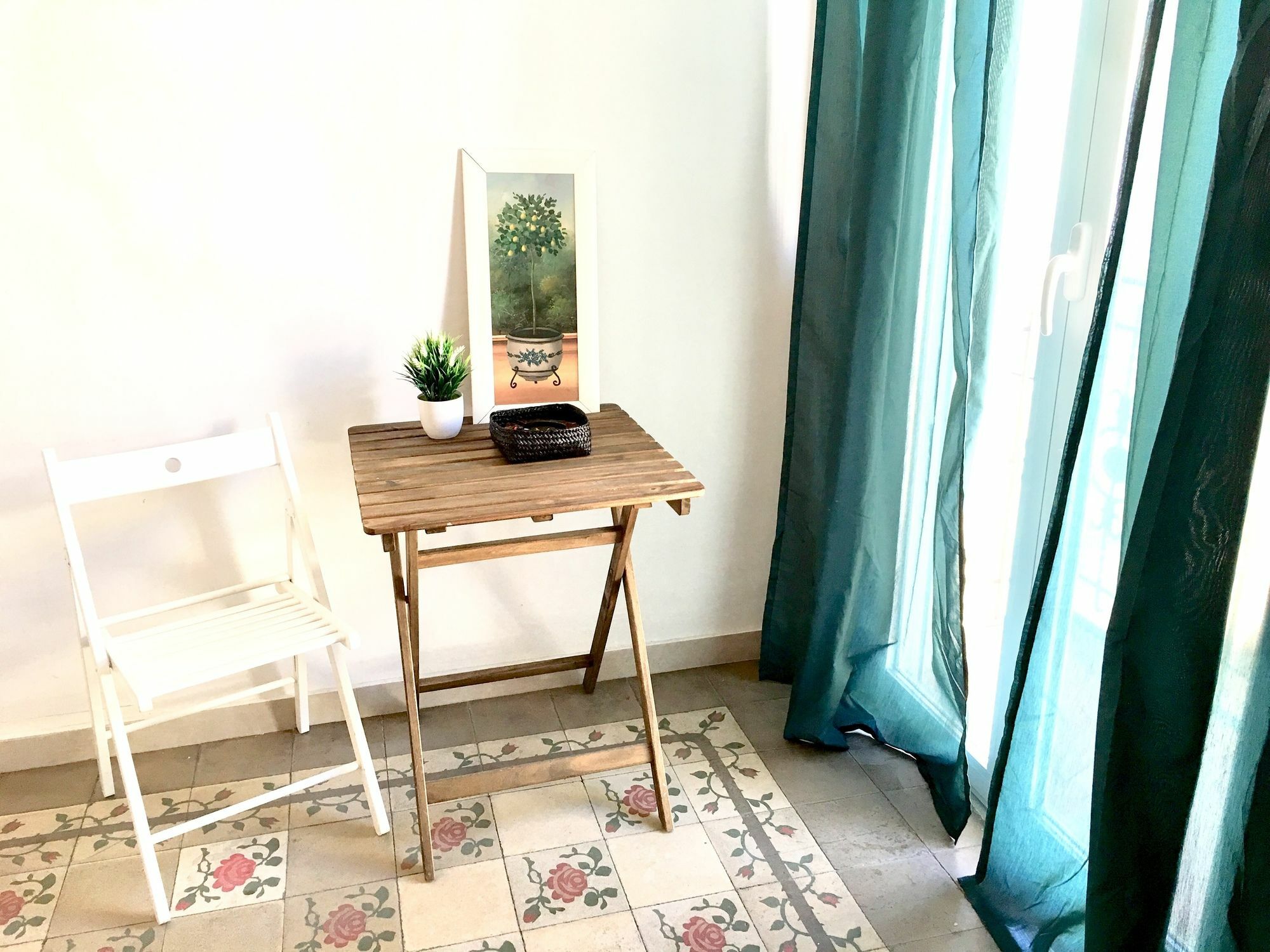 Oyo Guest House Ruzafa Valencia Luaran gambar