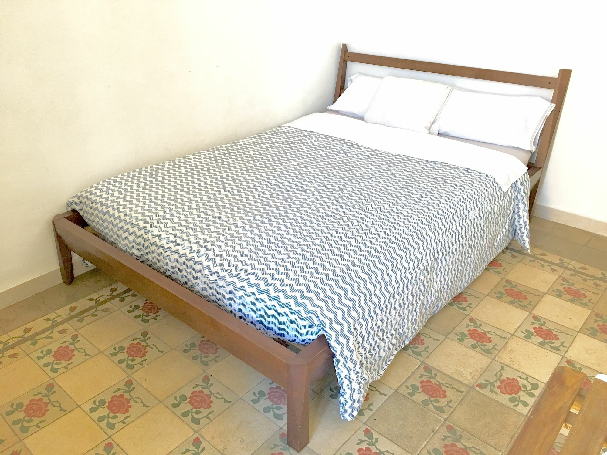 Oyo Guest House Ruzafa Valencia Luaran gambar